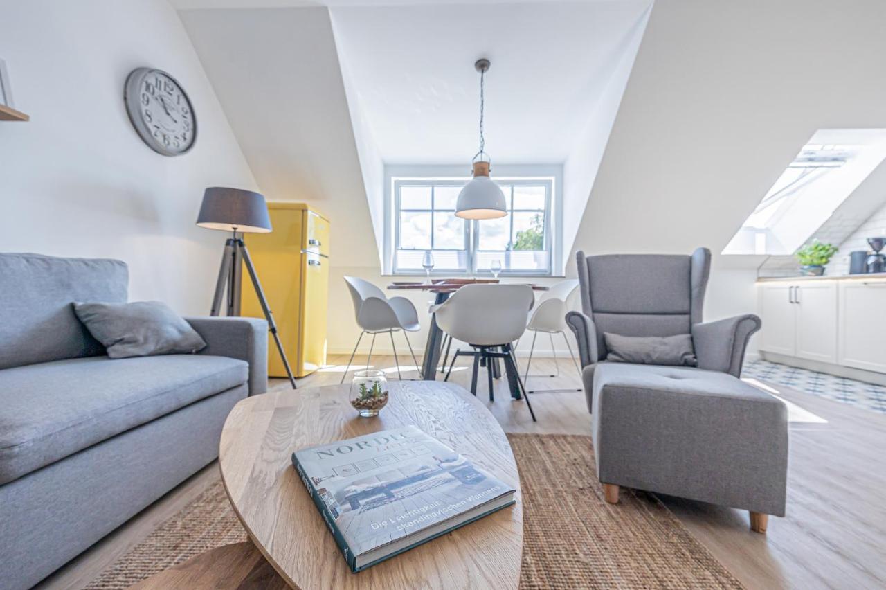 Eckhus 54° Apartment บือซุม ภายนอก รูปภาพ